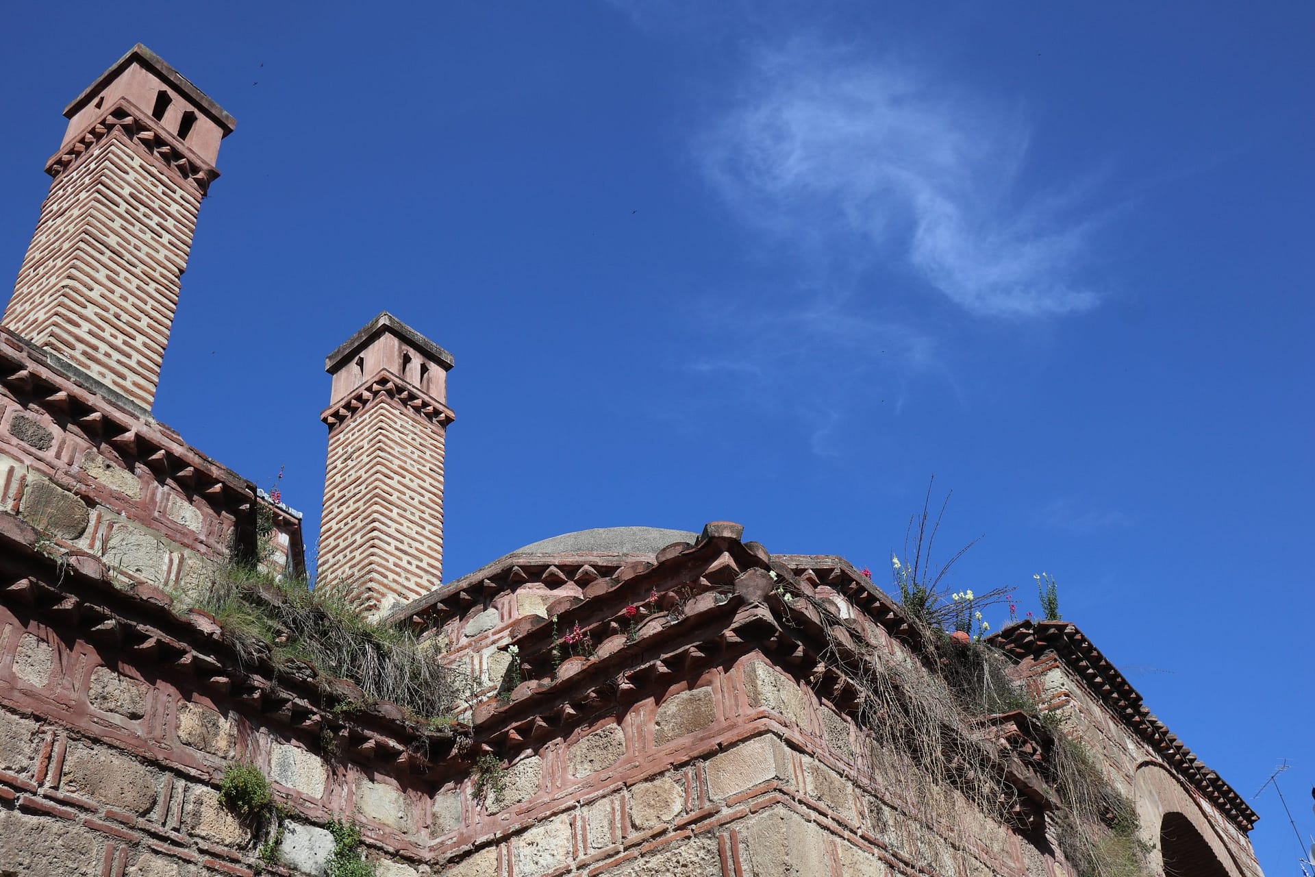 Ottoman Building in disrepair